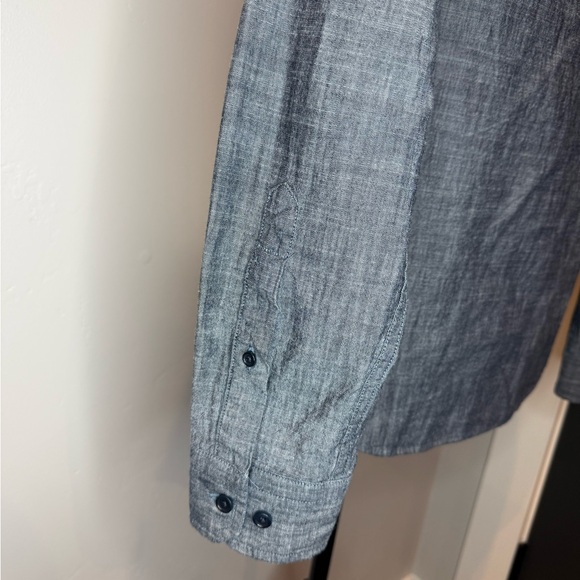 MENS Banana Republic Dark Wash Gray Untucked Slim-fit Button Chambray Shirt, XS - Picture 7 of 14